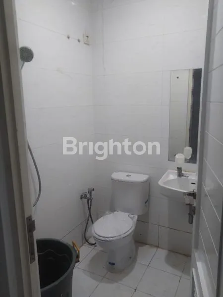 image RUMAH 2 LT RAPI TERAWAT DI RESIDENCE ONE DEKAT BSD TANGERANG  (4)