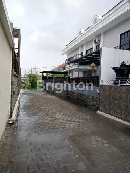 image RUMAH 2 LANTAI DI KAWASAN STRATEGIS LABAK INDAH REGENCY – PURA DEMAK, DENPASAR. LINGKUNGAN NYAMAN, BEBAS BANJIR (3)