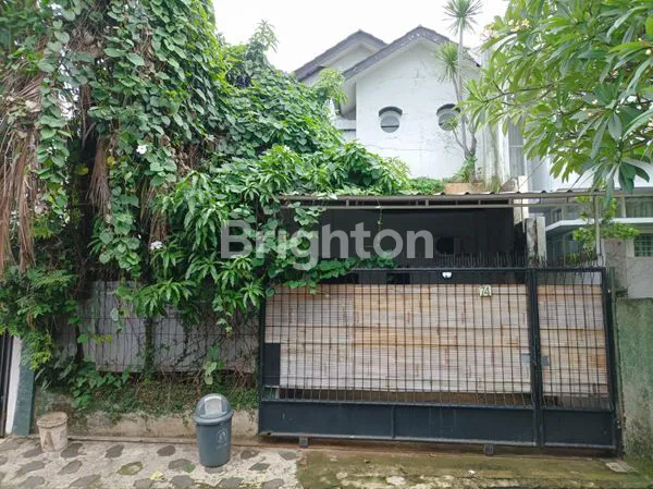 image RUMAH NYAMAN, ASRI DAN HANYA 3 MENIT KE MRT LEBAK BULUS DAERAH LEBAK BULUS-CILANDAK, JAKARTA SELATAN (1)