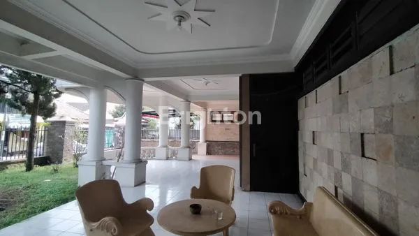 image DIJUAL RUMAH BESAR DAN KOS AKTIF 22 KAMAR DI LOKASI PREMIUM (2)