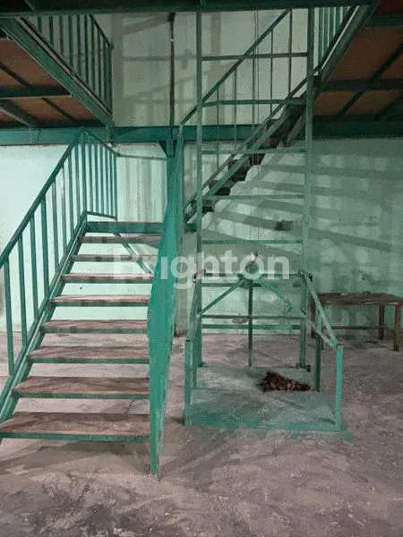 image AREA PERGUDANGAN ATAU INDUSTRI DI TIARA JABON WARU SIDOARJO JAWA TIMUR. AREA KOMERSIAL DEKAT BANDARAN JUANDA, BISA AKSES KONTAINER. GUDANG SIAP PAKAI BESAR LUAS. NOL JALAN EAYA BESAR. STRATEGIS. MURAH POLL (6)