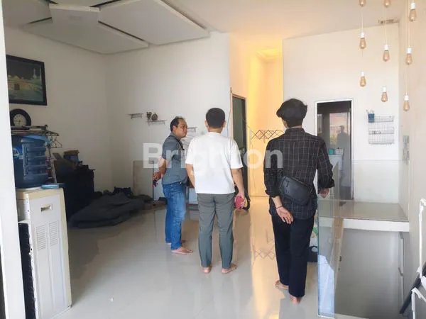 image RUMAH SIAP HUNI 2 LANTAI BUKIT CITRA DARMO SURABAYA BARAT (3)
