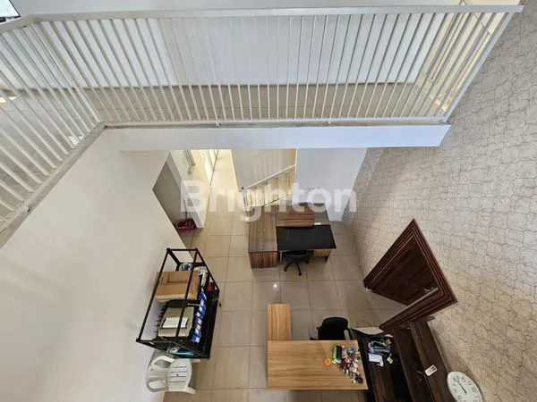 image RUMAH BUKIT CITRA DARMO 2 LANTAI SIAP HUNI ,BANGUNAN BAGUS DAN TERAWAT KANDANGAN SURABAYA BARAT  (3)