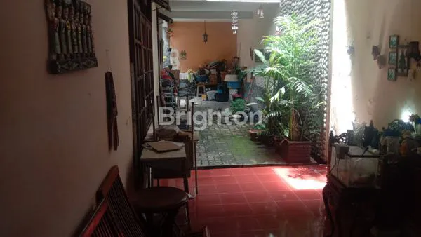 image RUMAH 2 LANTAI FULL FURNISHED DI SEMOLOWARU UTARA (7)