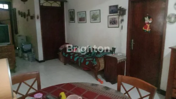 image RUMAH 2 LANTAI FULL FURNISHED DI SEMOLOWARU UTARA (5)