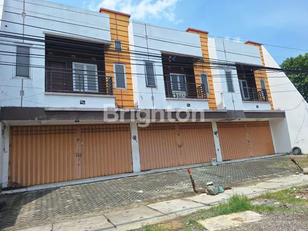 image 3 RUKO JEJER  , 2 LANTAI  SIAP HUNI DI SEWAKAN  DEPAN JALAN RAYA LIDAH KULON SURABAYA BARAT   (1)