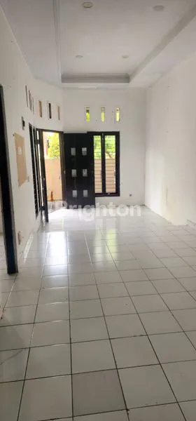image RUMAH SIAP HUNI DI NUSA LOKA BSD, LT 72M² (4)