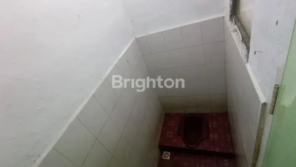 image RUMAH 2.5 LANTAI DIJUAL JL SEKIP  (5)
