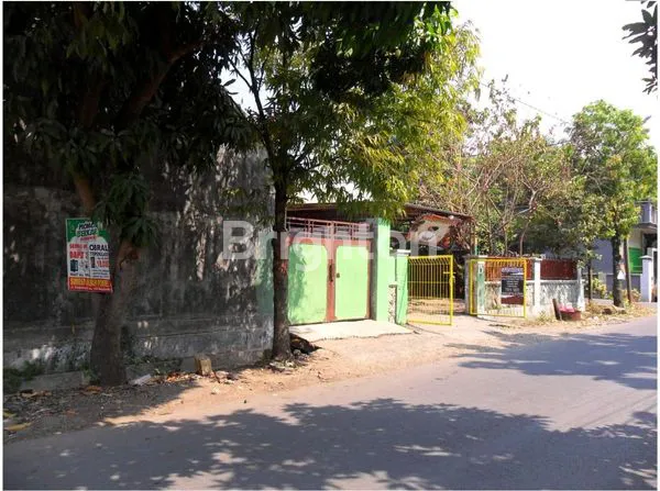 image RUMAH POJOK COCOK UNTUK USAHA KOST MOJOKERTO KOTA (1)