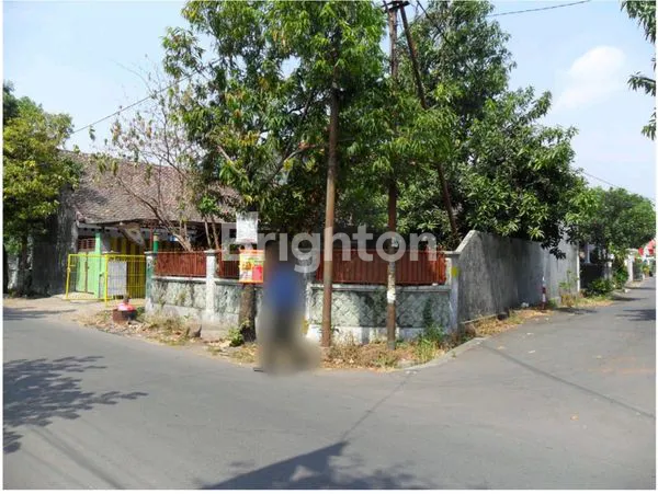 image RUMAH POJOK COCOK UNTUK USAHA KOST MOJOKERTO KOTA (4)