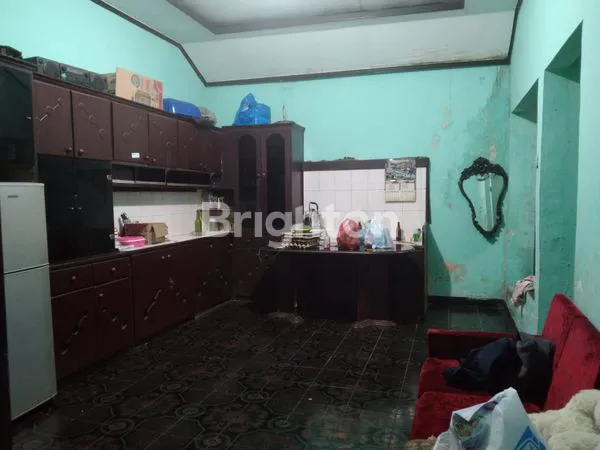 image RUMAH LUAS DEKAT JL WAHID HASYIM DIJUAL  (5)