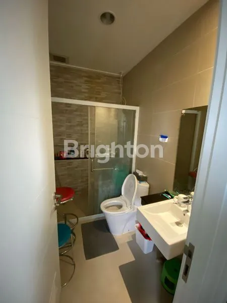 image RUMAH 3 LANTAI FULL FURNISHED DI SEDAYU CITY KELAPA GADING (7)