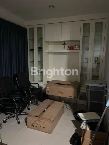 image RUMAH 3 LANTAI FULL FURNISHED DI SEDAYU CITY KELAPA GADING (3)