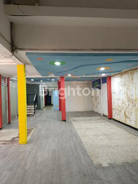 image RUMAH USAHA DI RAYA NGAGEL JAYA DEKAT PUCANG DEKAT GUBENG MANYAR (4)