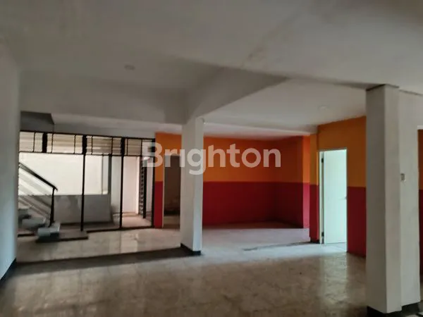 image RUMAH USAHA DI RAYA NGAGEL JAYA DEKAT PUCANG DEKAT GUBENG MANYAR (7)