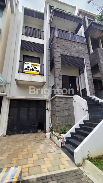 RUMAH TOWNHOUSE 3 LANTAI - BONA VISTA RESIDENCE, LINGKUNGAN NYAMAN, AMAN, BERKELAS - JAKARTA SELATAN - CILANDAK (TERSEDIA BEBERAPA UNIT)