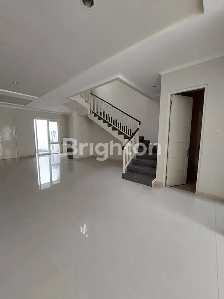 image RUMAH GRESS MINIMALIS MANYAR TIRTOASRI SURABAYA, 2LT, NEGO (3)