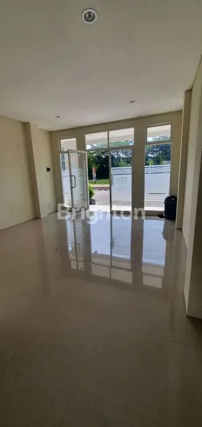 image RUKO STRATEGIS DI FOREST HILL, DEKAT UP TOWN MALL (2)