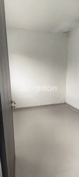 image RUMAH DALAM PERUMAHAN YANG ASRI, AMAN DAN NYAMAN (4)