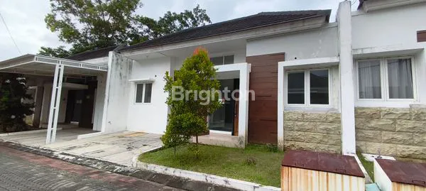 image RUMAH DALAM PERUMAHAN YANG ASRI, AMAN DAN NYAMAN (1)