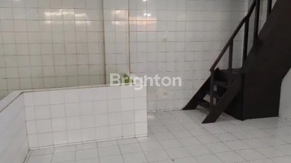 image DISEWA RUMAH 2½  TANAH SEREAL, TAMBORA COCOK UNTUK USAHA (5)