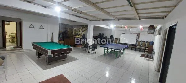 image RUMAH KANTOR MEWAH LT 877M² DI EMBONG TRENGGULI SURABAYA (5)