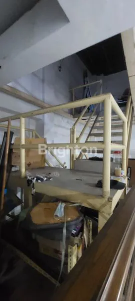 image RUMAH KANTOR MEWAH LT 877M² DI EMBONG TRENGGULI SURABAYA (6)