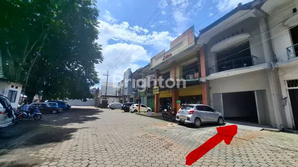 image RUKO SIAP PAKAI LOKASI STRATEGIS DI GADANG  (8)