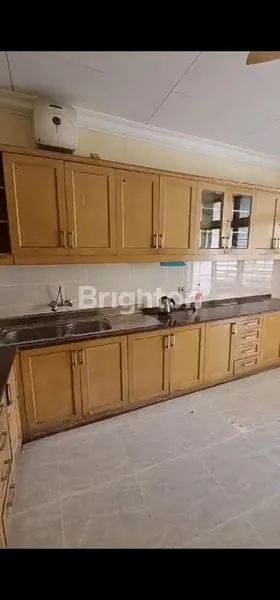 image RUMAH 2 LANTAI LUAS: 1600M² KEMANG JAKARTA SELATAN (6)