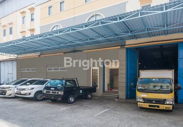 image DISEWAKAN GUDANG & KANTOR EKSKLUSIF DI PIK (1)