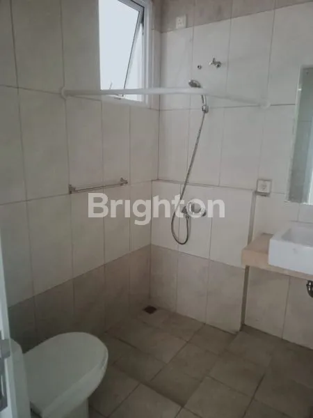 image RUMAH SIAP HUNI EMINENT VIVACIA BSD TANGERANG (6)