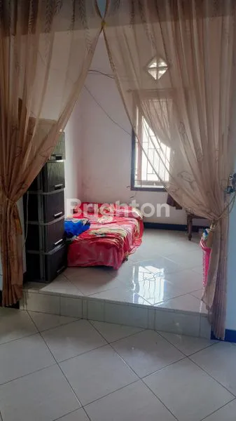 image RUMAH HOOK AREA KETINDAN,SELANGKAH KE TERMINAL ARJOSARI,SELANGKAH KE PASAR LAWANG DEKAT JALAN BESAR MENUJU SURABAYA (7)