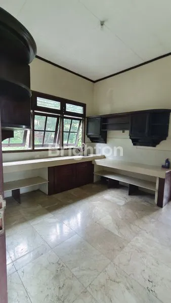 image RUMAH 2 LANTAI VINTAGE VIEW LAUT DI JIMBARAN (5)