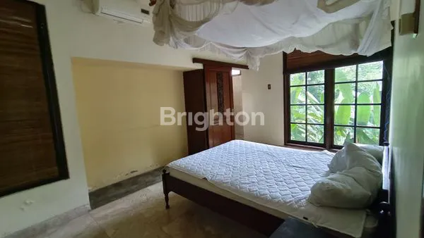 image RUMAH 2 LANTAI VINTAGE VIEW LAUT DI JIMBARAN (4)