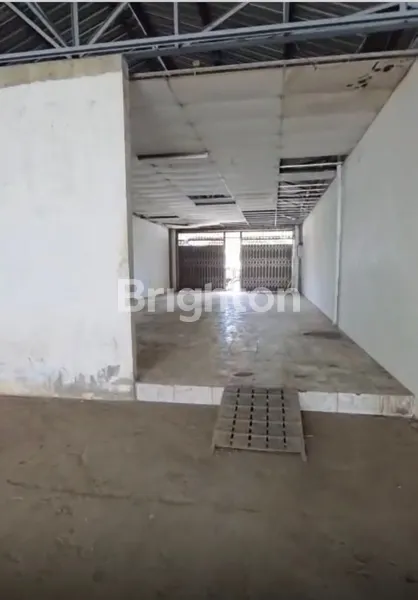 image DISEWAKAN GUDANG STRATEGIS DI WILAYAH BLITAR, COCOK UNTUK USAHA, PENYIMPANAN, ATAU DISTRIBUSI. (3)