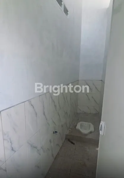 image DISEWAKAN GUDANG STRATEGIS DI WILAYAH BLITAR, COCOK UNTUK USAHA, PENYIMPANAN, ATAU DISTRIBUSI. (4)