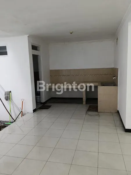 image RUMAH SIAP HUNI DI WISMA TROPODO, LT 210M² (7)