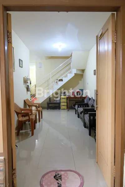 image RUMAH MEWAH 2 LANTAI SEMI FURNISHED DI GRIYA ALAM SENTUL, SIAP HUNI (4)