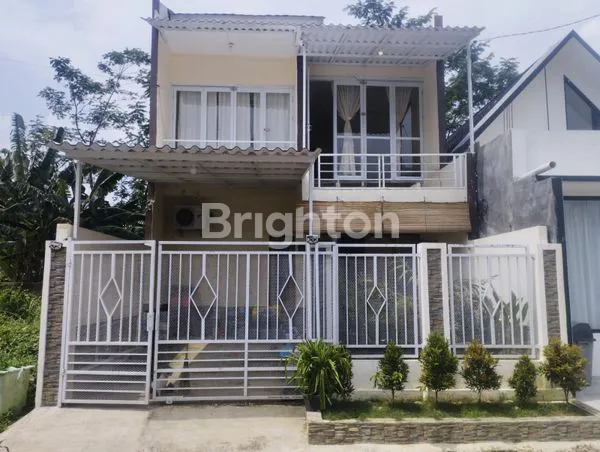 image RUMAH MEWAH 2 LANTAI SEMI FURNISHED DI GRIYA ALAM SENTUL, SIAP HUNI (1)