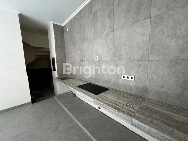 image RUMAH SEMINYAK DI SEWAKAN  (3)