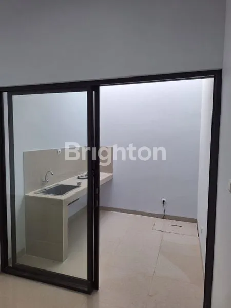 image RUMAH BARU 2 LANTAI SIAP HUNI DEKAT STASIUN SUDIMARA & TOL SERPONG BINTARO (4)