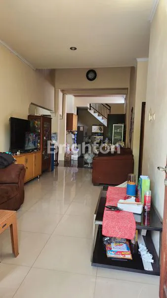 image RUMAH SIAP HUNI 1,5LT FULL FURNISHED DIKUNCIRAN TANGERANG (4)