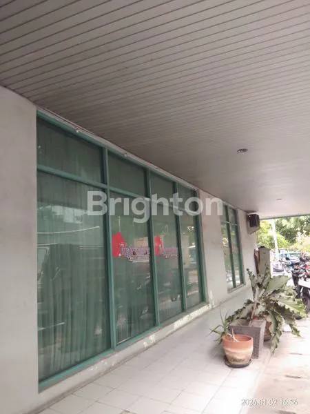 image DISEWAKAN - RUANGAN KANTOR / KOMERSIAL STRATEGIS (1)