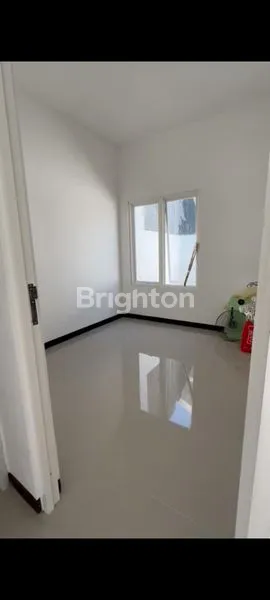 image RUMAH SIAP HUNI DI PATRA GARDEN, HARGA 400 JT (6)