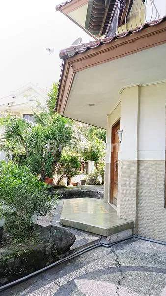 image RUMAH DIJUAL DI DARMO HILL MAYJEN SUNGKONO (3)