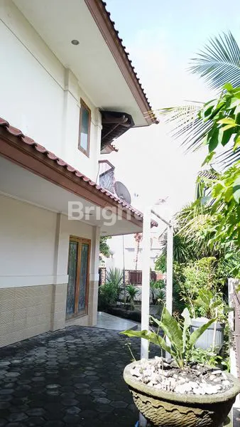 image RUMAH DIJUAL DI DARMO HILL MAYJEN SUNGKONO (8)