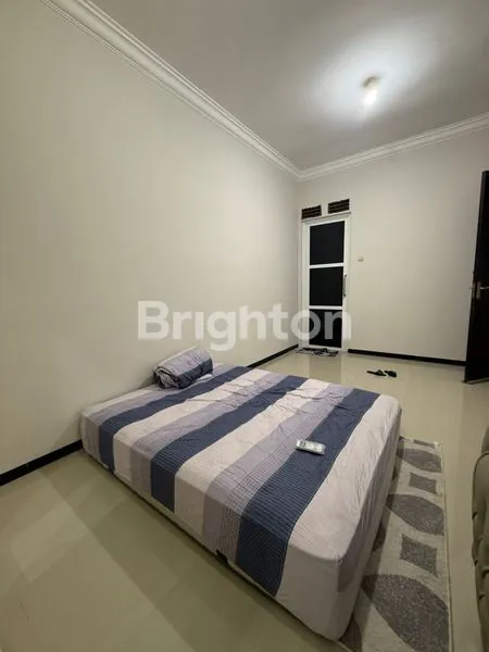 image DIJUAL RUMAH DI RUNGKUT HARAPAN (8)