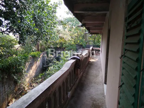 image RUMAH LUAS 1.720 M² DI JALAN RAYA SOLO-SEMARANG (5)