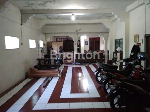 image RUMAH LUAS 1.720 M² DI JALAN RAYA SOLO-SEMARANG (2)