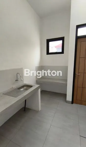 image RUMAH BARU SHM DI TENGGILIS, DEKAT UBAYA (4)